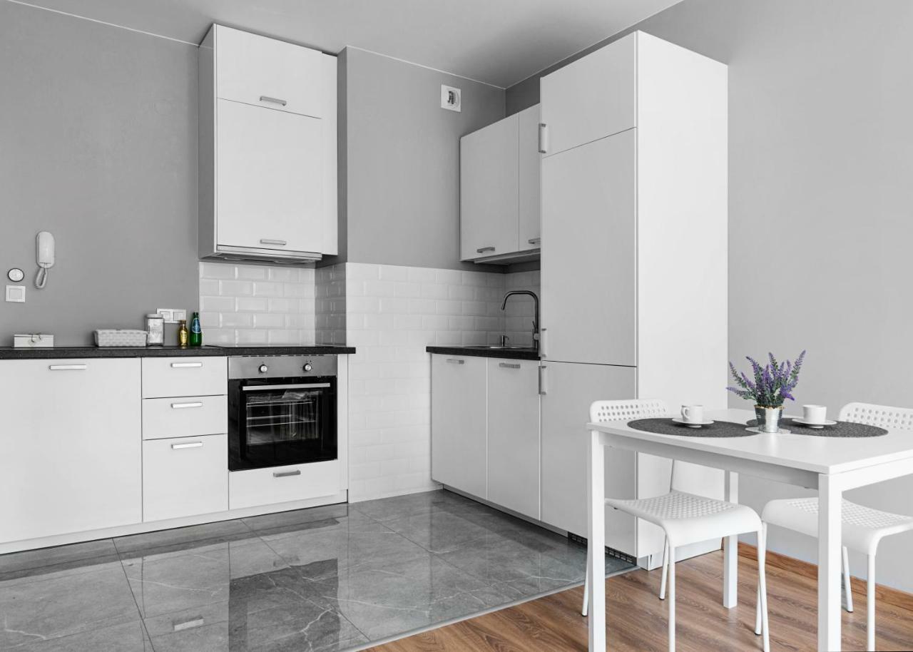 Warszawa-Wlochy Brilliant Apartment المظهر الخارجي الصورة